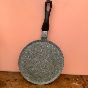 Mopita 9.5 In, 24cm Crepe Griddle Pan Nonstick  Skillet Made In Italy